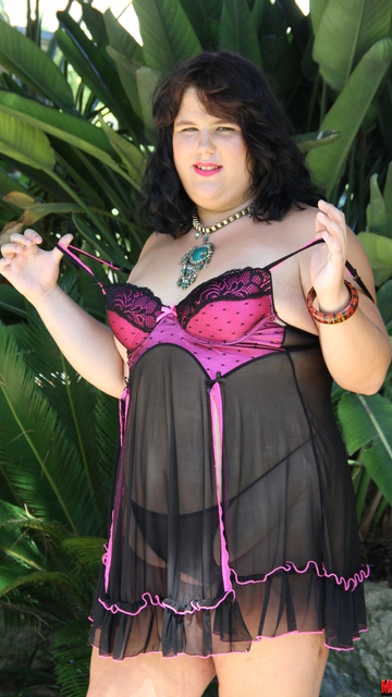 Megan Monster Free Sexy Photo #004