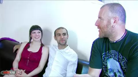 Junges spanisches Paar verwirklicht seine Fantasie und dreht ein Pornovideo photo 01