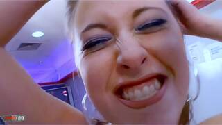 Moana mendez zeigt ihre brÃ¼...