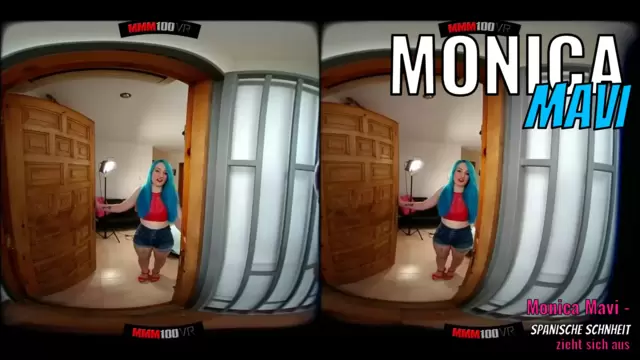 Monica Mavi - spanische Schönheit zieht sich aus