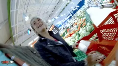 Extremer Analfick in der Küche mit der heißen französischen Blondine Nicky Wayne photo 01