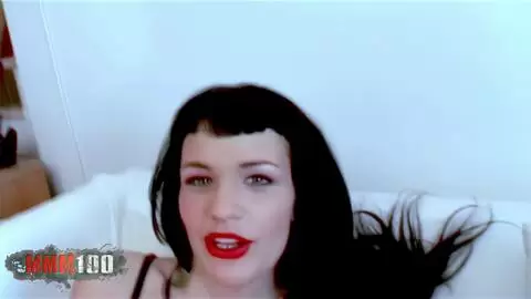 2 lesbische Pornostars in voller Aktion! photo 01