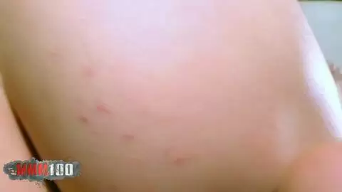 Junges englisches Amateurpaar, das es liebt, bei ihren Sexspielen gefilmt zu werden photo 11