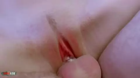 Ein schöner Fick an einem öffentlichen Strand mit der jungen Französin Pauline Cooper photo 08