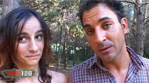 Junge Latina mit runden großen Titten im Wald gefickt photo 01