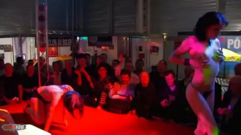 Öffentliche Show mit Allya und Angie Kiss auf der Prova 2008 photo 05