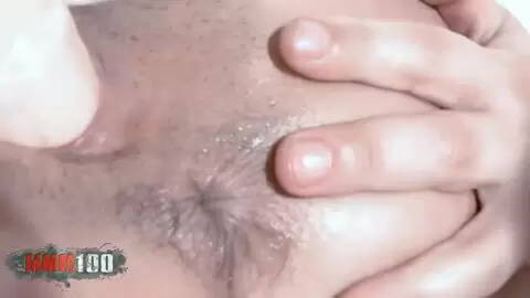  Schlampe mit großen Titten lässt sich von ihrer Schwester Judith in den Arsch ficken und ficken photo 02