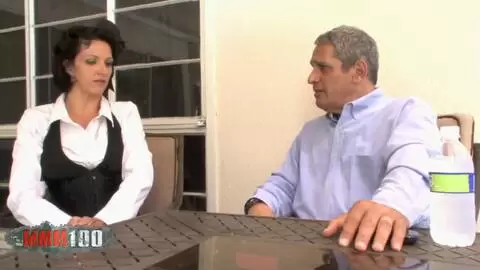 Roxanne Halls School of Hard Knocks Dreier photo 01