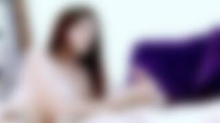 Bigtited brunette milf doing a