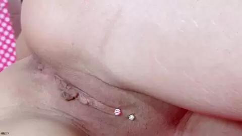 Hübsche Latina Sheryl Riviera wird nackt im Schlafzimmer photo 13