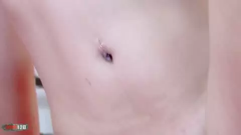 Sexy Fotosession auf dem Bett mit der super französischen Sheryl Riviera photo 13