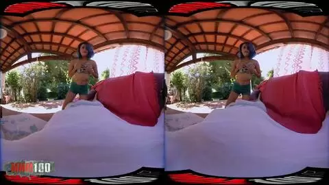 3D-Virtual-Reality-Video mit der jungen Spanierin Susy Blue
