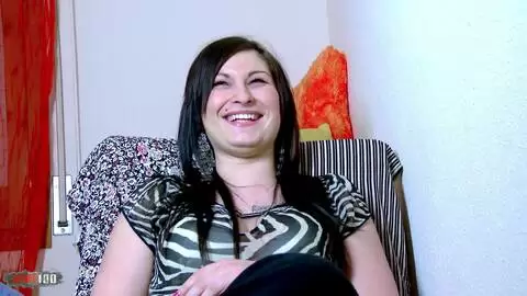 Interview mit der schönen französischen Brünetten Tania Berry photo 15