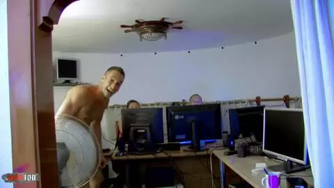 Doppelte Penetration und Analfick für die russische Puppe Teena Lipoldino photo 16