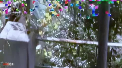 Die junge spanische Amateurin Tina, nackt im Freien photo 16