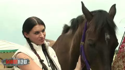 Jay R bumst die schöne vollbusige Brünette Jodie James in die Muschi photo 01