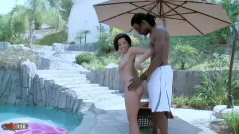 Vanessa Leon: Latina sexy hart von einem großen schwarzen Schwanz gefickt photo 02