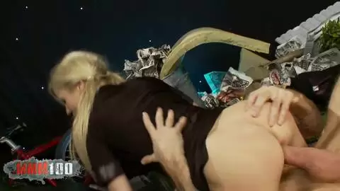 Cindy Behr und Jamie Barry in einem heißen Uniform Fuck photo 14