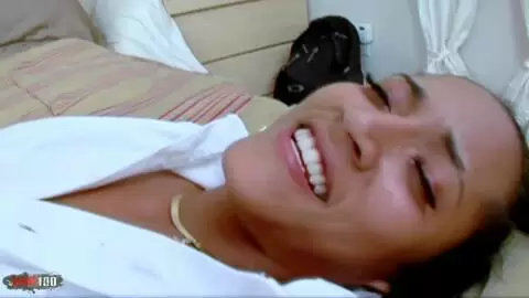 Indien und Sonnenschein teilen sich den großen schwarzen Schwanz von Jon Q in einem Ebenholztrio photo 01