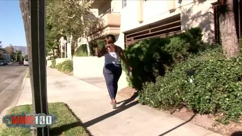 Big Black Milf Brownie Delux hard vom großen Schwanz von Devlin Weed gefickt photo 03