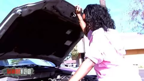 Junge Ebenholzgöttin Keira in der Hardcore-Pornoszene photo 01