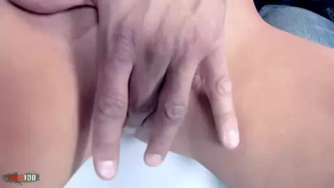 Saschas großer Schwanz Deepthroats Lacy Hollidays natürliche blonde Muschi photo 07