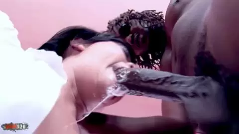 Carmina Kais Begegnung mit Nasiv – Hardcore-Action festgehalten photo 03