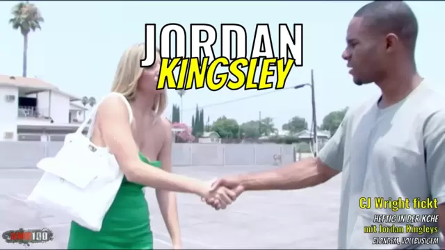 CJ Wright fickt heftig in der Küche mit Jordan Kingleys blondem, vollbusigem Körper.