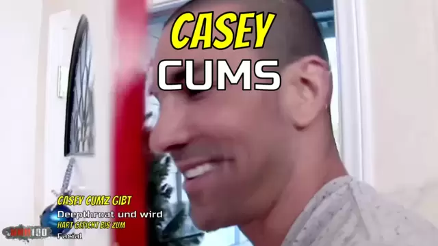 Casey Cumz gibt Deepthroat und wird hart gefickt bis zum Facial