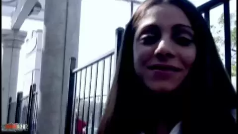 Die schlanke Brünette Amina Sky bekommt von Dey Magnums Riesenschwanz den Hals gefickt und das Gesicht vollgespritzt photo 2
