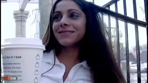 Die schlanke Brünette Amina Sky bekommt von Dey Magnums Riesenschwanz den Hals gefickt und das Gesicht vollgespritzt photo 3