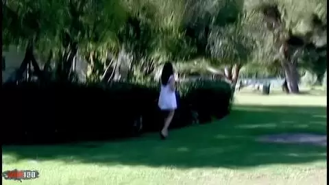 Dey Magnum nagelt die legend&auml;re MILF India Summer durch und spritzt ihr das Gesicht voll photo 02