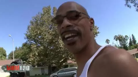 Ebenholzgöttin mit riesigen Naturbrüsten hart gefickt photo 02