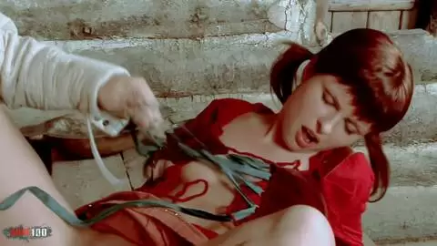 Rotschopf-Babe bekommt Anal-Cumshot ins Gesicht von einem großen Schwanz. photo 04