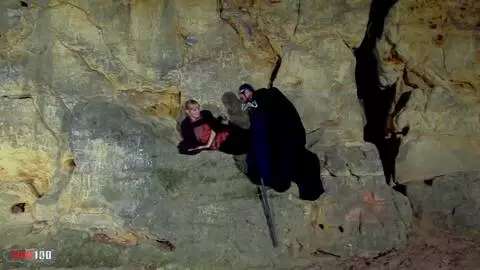 Die blonde Natalli di Angelo bekommt ihren geilen Arsch von Alain Deloin gestopft photo 01