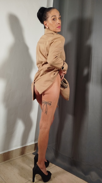 Vampirosa Free Sexy Photo #002