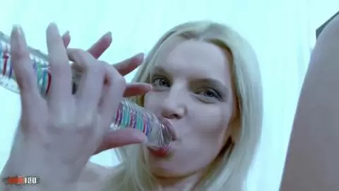 Victoria, dünne junge russische Blondine hart ficken photo 02