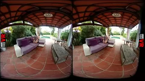 Video VR 3d mit Yasmin Daferro, die in Nonnenuniform mit einem Dildo spielt photo 08