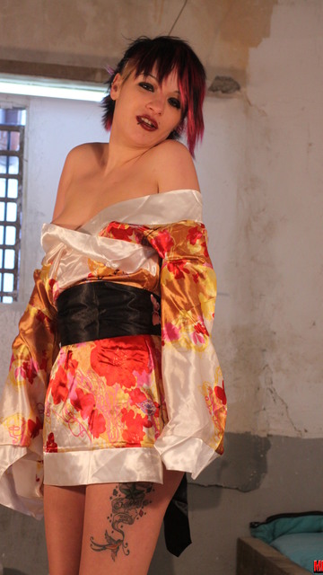 Zoe Nil Free Sexy Photo #012